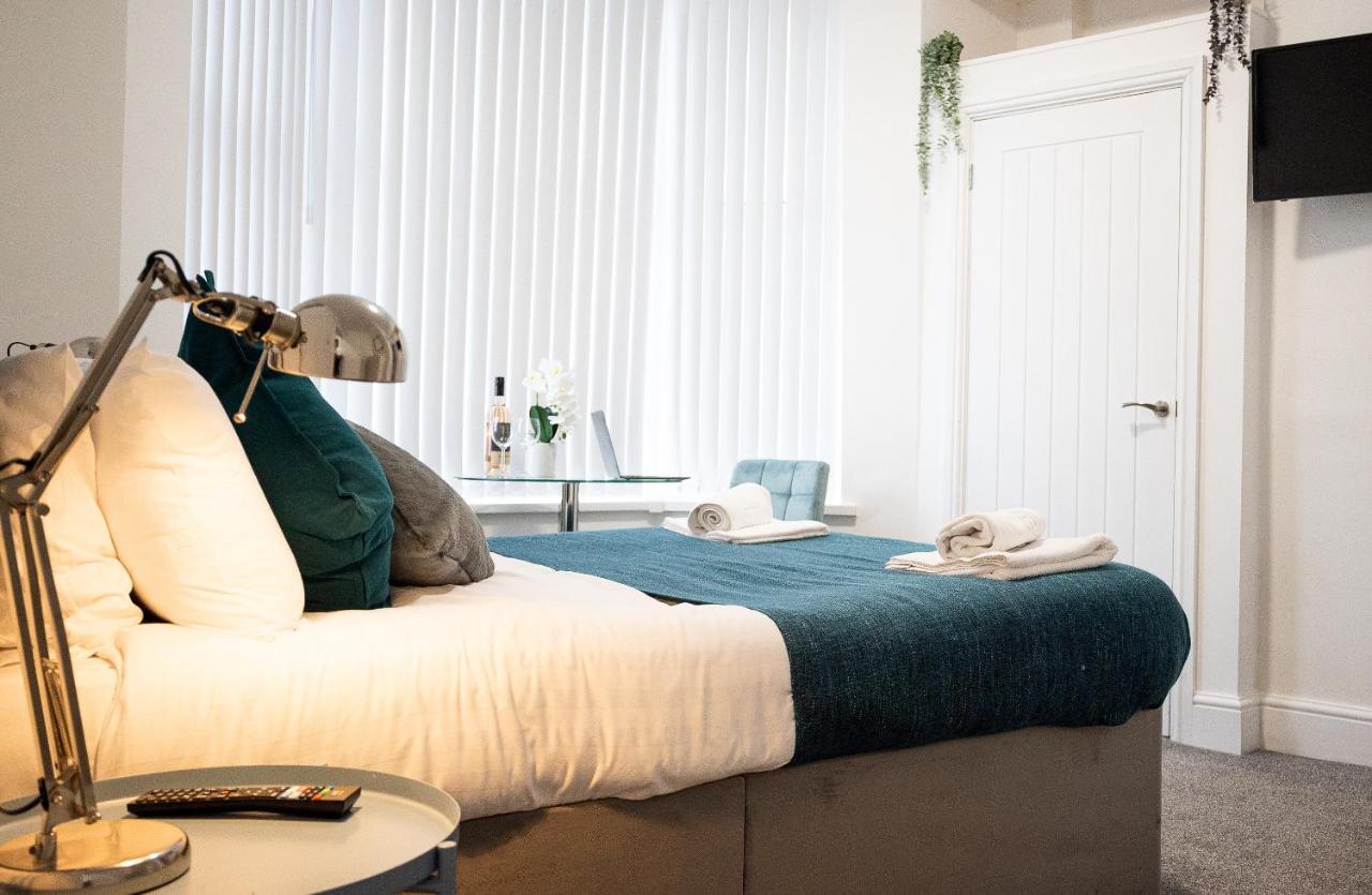 Elmo River Studios - 6 En-Suites In Wallasey - Easy Parking - Short And Long Stays Welcome Ngoại thất bức ảnh