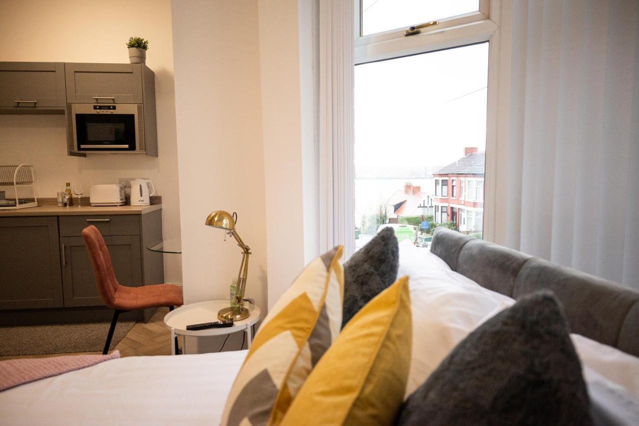 Elmo River Studios - 6 En-Suites In Wallasey - Easy Parking - Short And Long Stays Welcome Ngoại thất bức ảnh