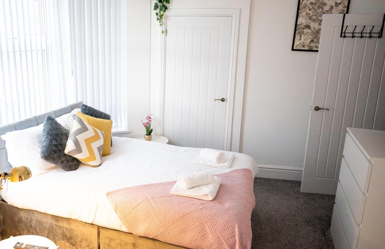 Elmo River Studios - 6 En-Suites In Wallasey - Easy Parking - Short And Long Stays Welcome Ngoại thất bức ảnh